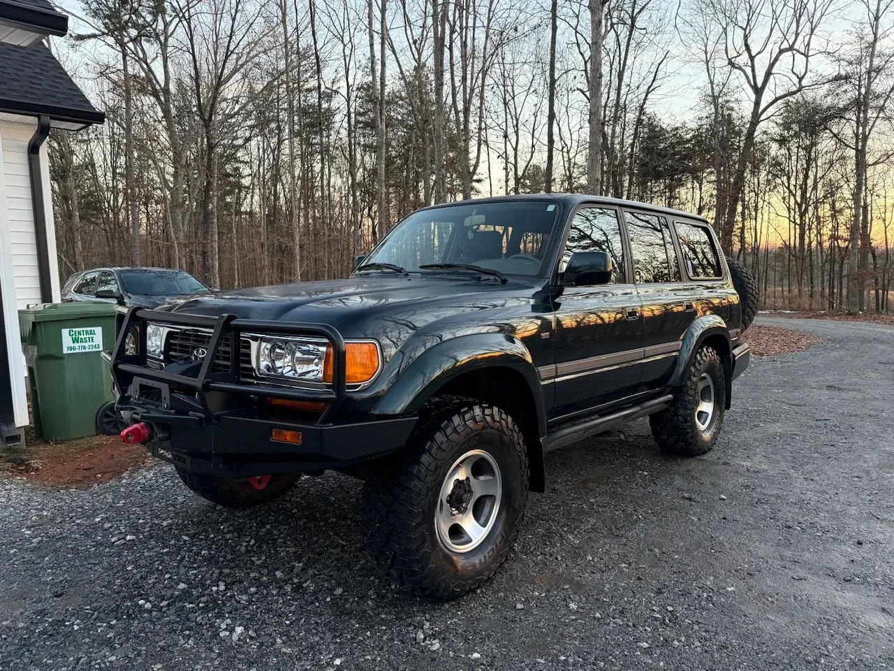 Toyota Land Cruiser from Summit Auto Transport customer and transport archive