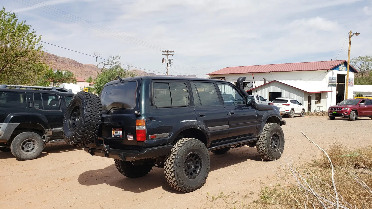 Toyota Land Cruiser from Summit Auto Transport customer and transport archive