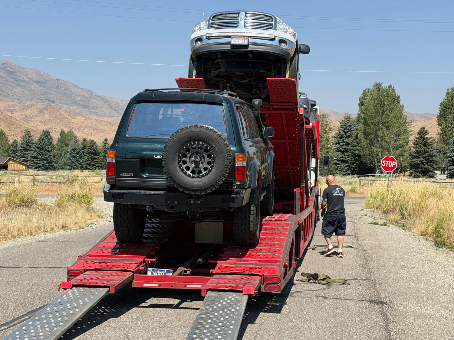 Toyota Land Cruiser from Summit Auto Transport customer and transport archive