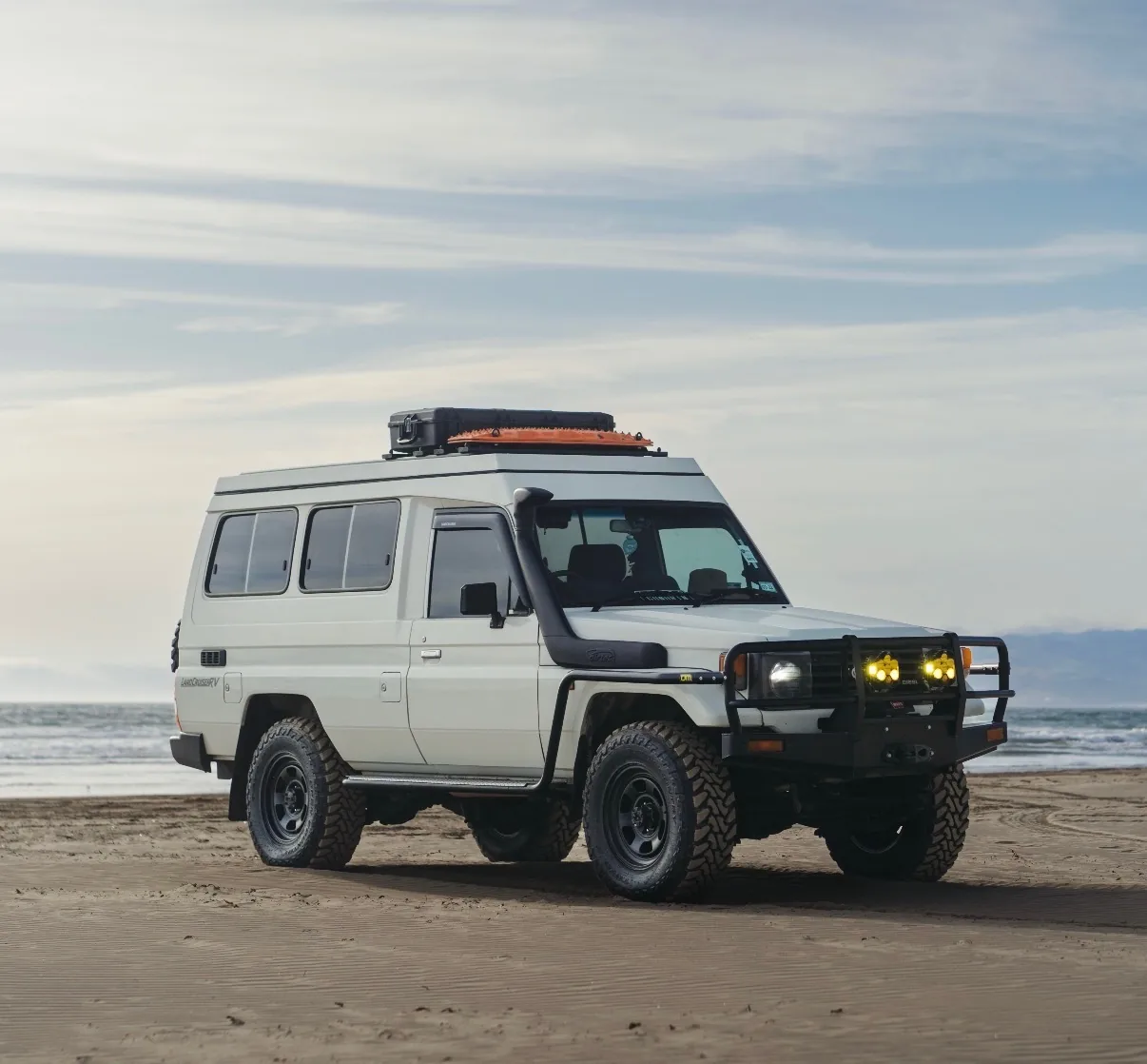 Toyota Land Cruiser from Summit Auto Transport customer and transport archive