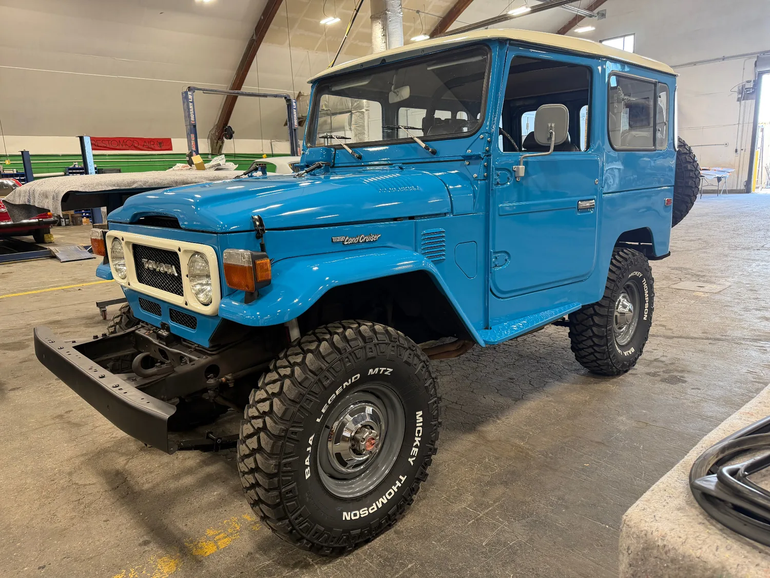 Toyota Land Cruiser from Summit Auto Transport customer and transport archive