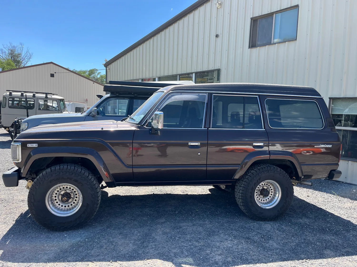 Toyota Land Cruiser from Summit Auto Transport customer and transport archive